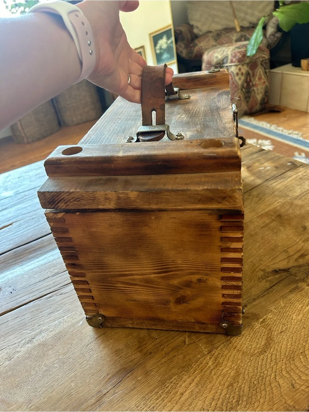 Rustic handmade VTG vintage Wooden Storage Box - Brown 14.5” x 7.5” x 7.5”
